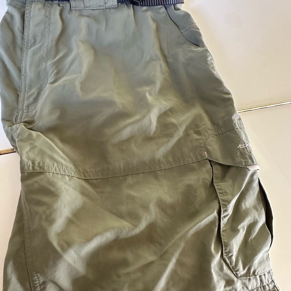 ExOfficio Green Outdoor convertible pants - Picture 2 of 4